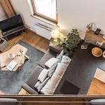 Διαμέρισμα 2 - Charming 2 Bedroom Haven In *
