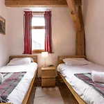 2 - Charming 2 Bedroom Haven In Διαμέρισμα